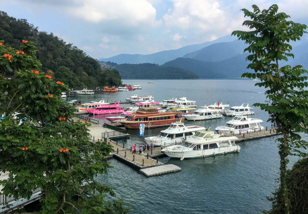 Sun Moon Lake day trip from Taichung, Sum Moon lake day trip itinerary from Taichung or Taipei, how to get to sun moon lake, how to get around sun moon lake, things to see at sun moon lake, things to do at sun moon lake, Taiwan