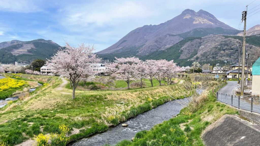 Kurokawa onsen, Kyushu itinerary, 7 day kyushu itinerary, kyushu 7 day itinerary, Kyushu 10 day itinerary, Kyushu 14 day itinerary, things to do in Kyushu, things to do in Fukuoka, Aso, Kurokawa, Unzen, Beppu, Yufuin, Nagasaki, Kumamoto, Kumamon