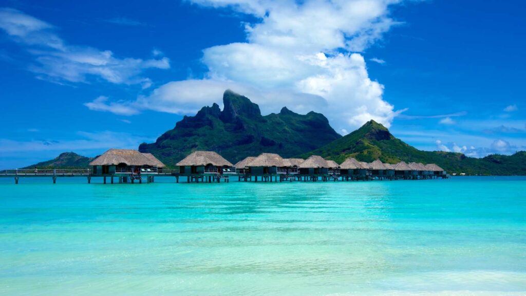 Best overwater bungalows in Tahiti, Bora bora overwater bungalows, Tahiti overwater bungalows, Moorea overwater bungalows, Tahiti overwater villas